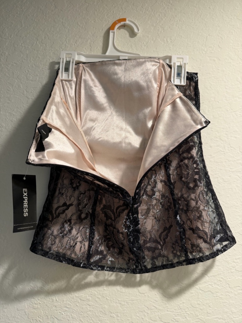 Express Black Lace Strapless Corset Top with Blush Lining - Picture 5 of 11